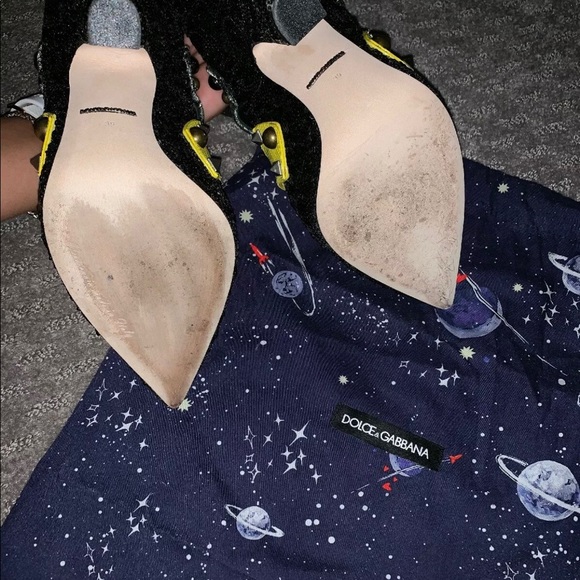 Dolce & Gabbana Mary Jane Pumps - Picture 2 of 5